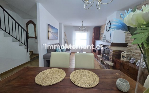 Bestaande woning - Geschakelde woning - Estepona  - Cancelada