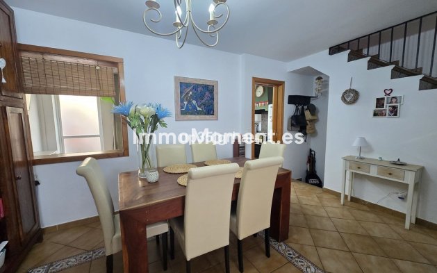 Bestaande woning - Geschakelde woning - Estepona  - Cancelada