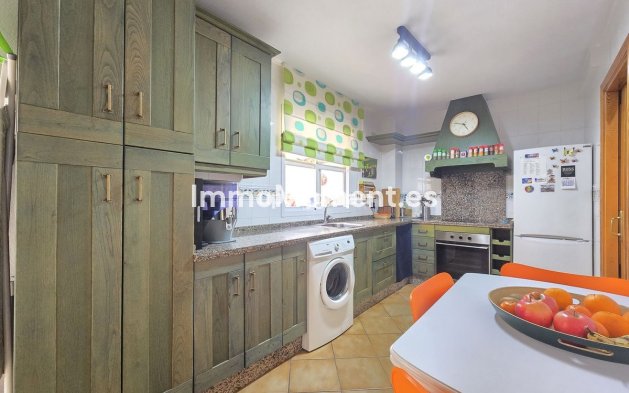 Bestaande woning - Geschakelde woning - Estepona  - Cancelada