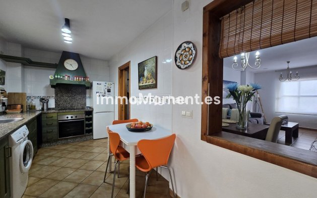 Bestaande woning - Geschakelde woning - Estepona  - Cancelada