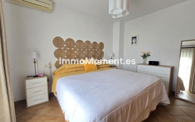 Bestaande woning - Geschakelde woning - Estepona  - Cancelada