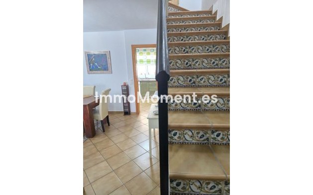 Bestaande woning - Geschakelde woning - Estepona  - Cancelada