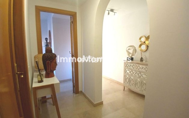 Wiederverkauf - Wohnung - Estepona  - Estepona Centro