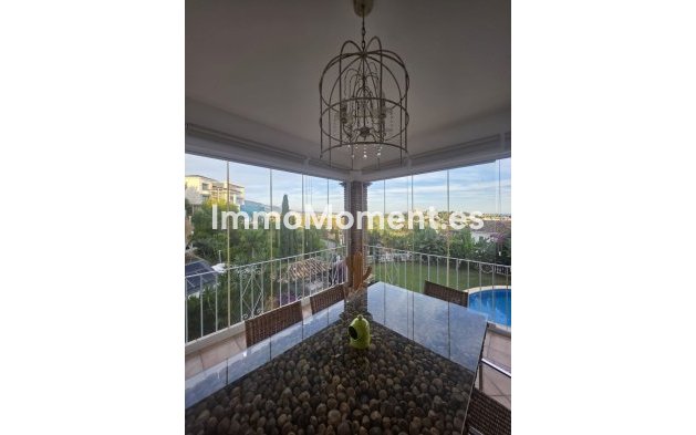 Resale - Villa - El Paraiso - New Golden Mile