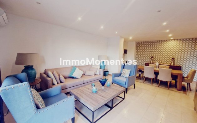 Resale - Villa - El Paraiso - New Golden Mile