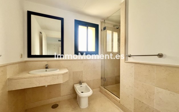 Reventa - Apartamento - Benahavís - Benahavís Centro