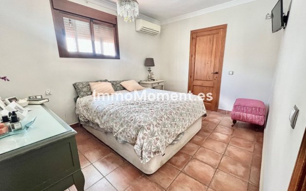 Bestaande woning - Villa - Marbella - Nueva Andalucía