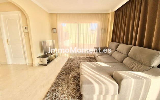 Resale - Apartment - Marbella - Elviria