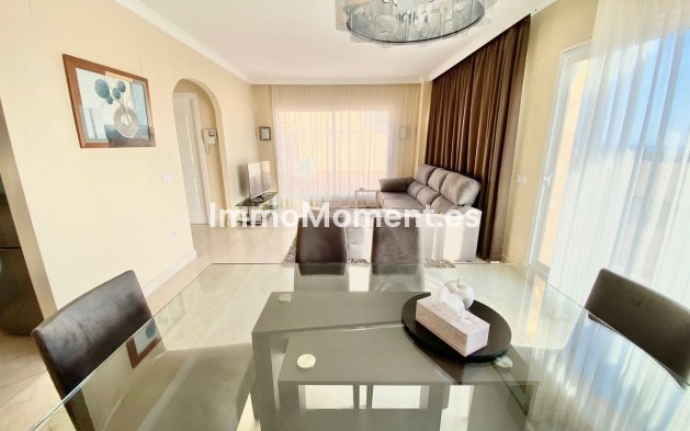 Resale - Apartment - Marbella - Elviria