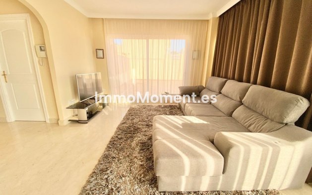 Resale - Apartment - Marbella - Elviria