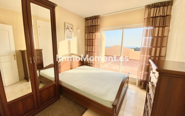 Resale - Apartment - Marbella - Elviria