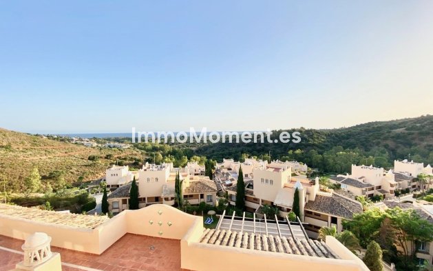 Resale - Apartment - Marbella - Elviria