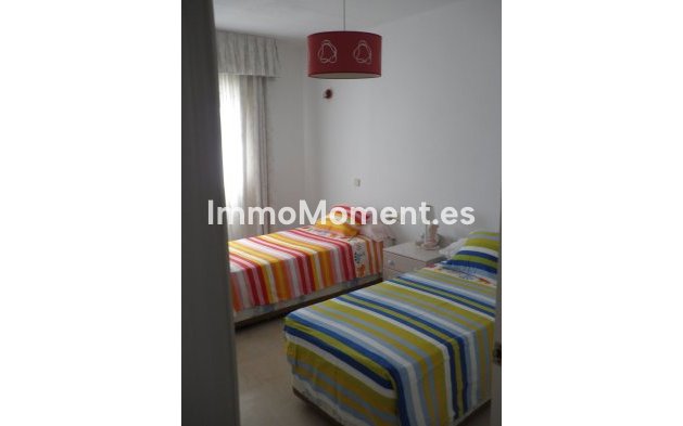 Bestaande woning - Geschakelde woning - Estepona  - Estepona Centro