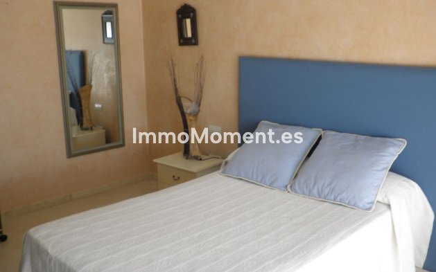 Bestaande woning - Geschakelde woning - Estepona  - Estepona Centro