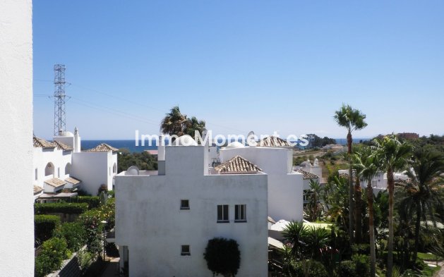 Bestaande woning - Geschakelde woning - Estepona  - Estepona Centro