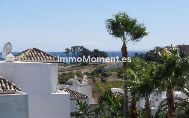 Bestaande woning - Geschakelde woning - Estepona  - Estepona Centro