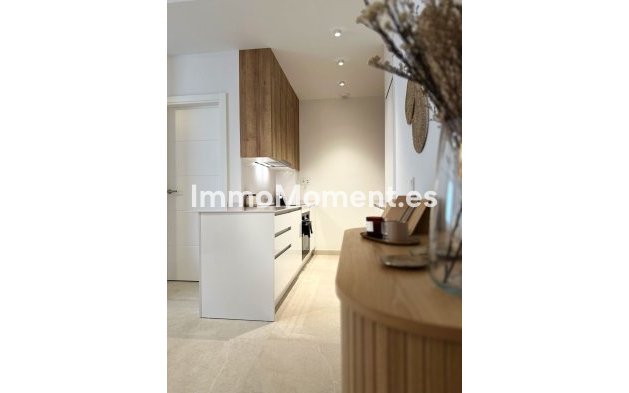 Reventa - Apartamento - Estepona  - Estepona Centro