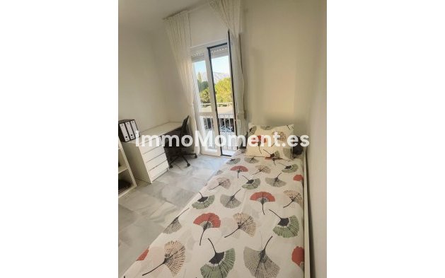 Revente - Maison mitoyenne - Estepona  - Atalaya