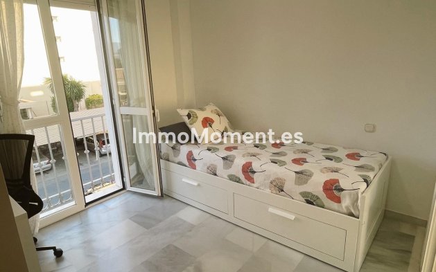 Revente - Maison mitoyenne - Estepona  - Atalaya