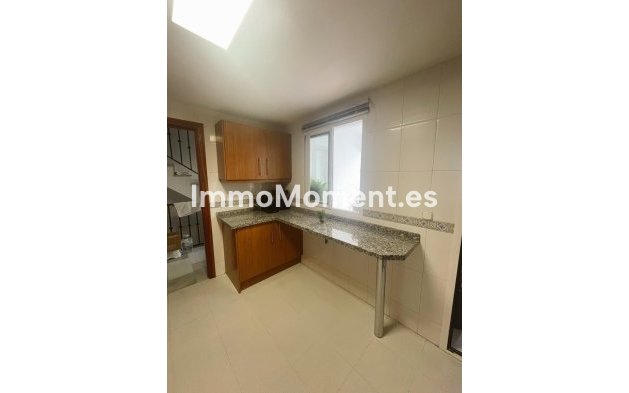 Revente - Maison mitoyenne - Estepona  - Atalaya