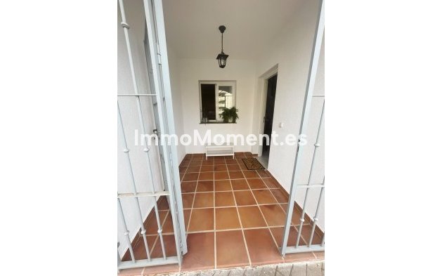 Revente - Maison mitoyenne - Estepona  - Atalaya