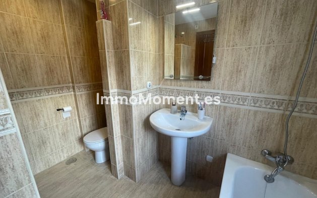 Revente - Maison mitoyenne - Estepona  - Atalaya