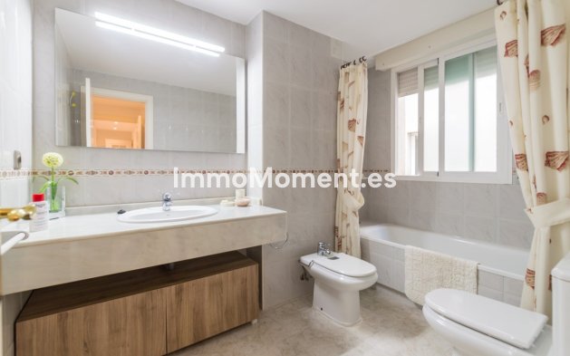 Wiederverkauf - Wohnung - Marbella - San Pedro de Alcántara