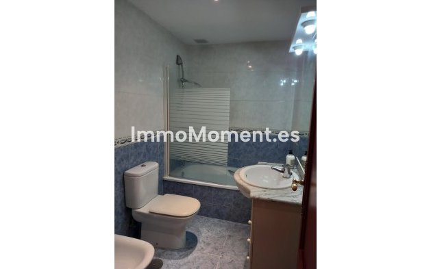 Revente - Maison mitoyenne - Estepona  - Estepona Centro