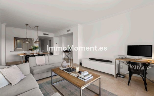 Resale - Apartment - Benahavís - Benahavís Centro