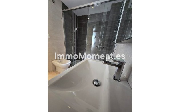 Wiederverkauf - Wohnung - Marbella - Nueva Andalucía