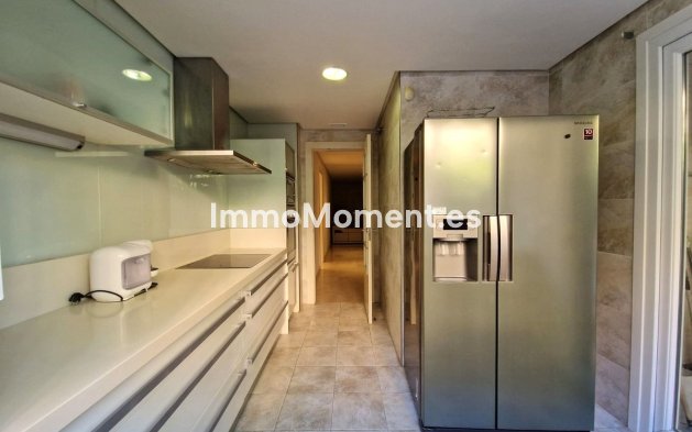 Resale - Apartment - Marbella - Marbella Centro