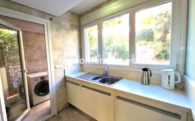 Resale - Apartment - Marbella - Marbella Centro