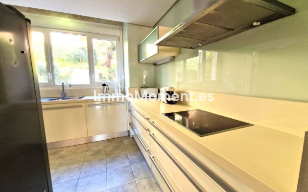 Resale - Apartment - Marbella - Marbella Centro