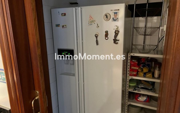 Wiederverkauf - Villa - Marbella - Nueva Andalucía