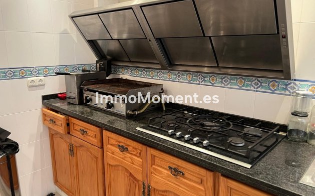 Wiederverkauf - Villa - Marbella - Nueva Andalucía