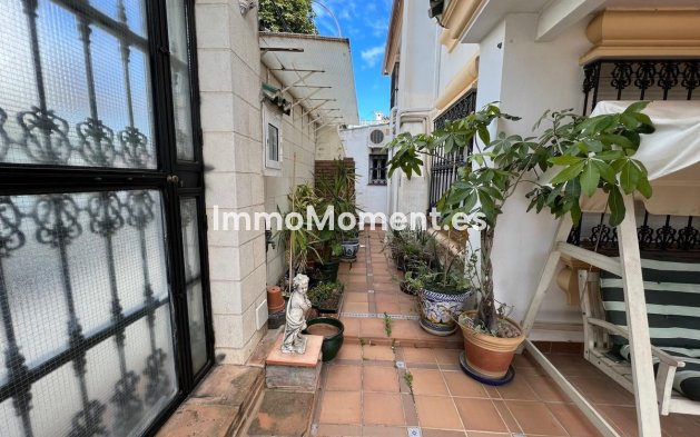 Wiederverkauf - Villa - Marbella - Nueva Andalucía