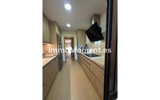 Wiederverkauf - Wohnung - Estepona  - Valle Romano