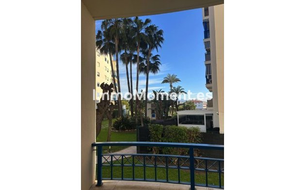 Resale - Apartment - Estepona - Estepona Centro