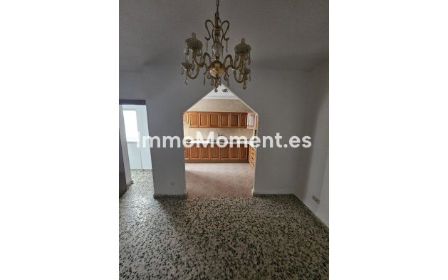 Wiederverkauf - Villa - Estepona  - Estepona Centro