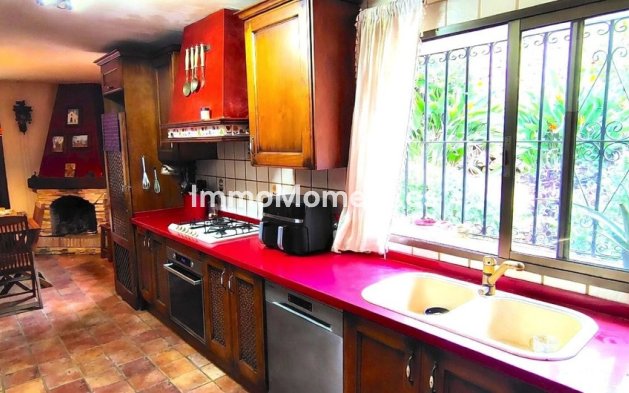 Revente - Villa - Marbella - Río Real