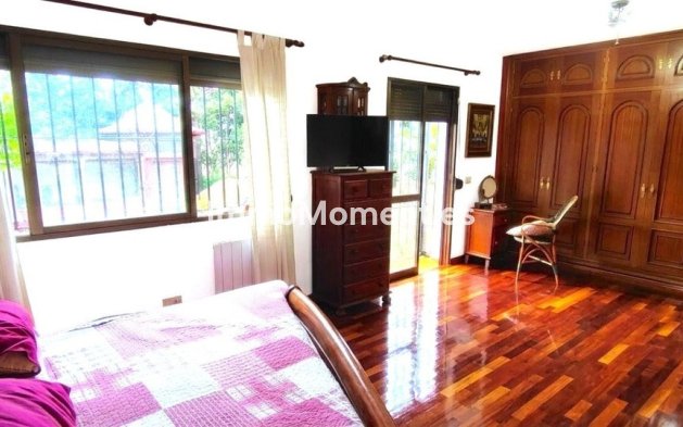 Revente - Villa - Marbella - Río Real