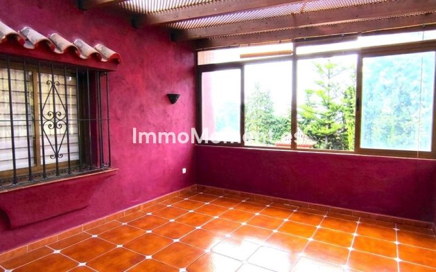 Revente - Villa - Marbella - Río Real