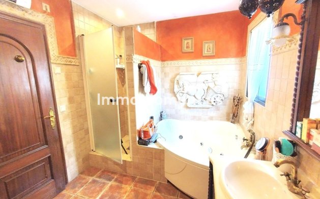 Revente - Villa - Marbella - Río Real