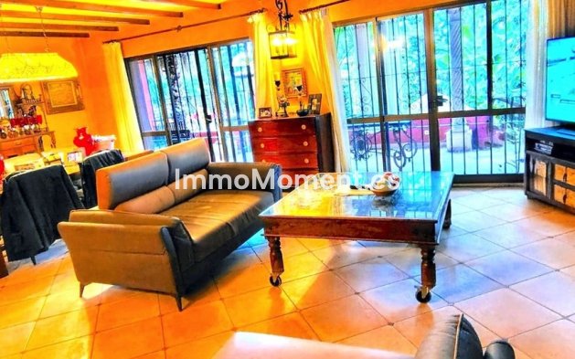 Revente - Villa - Marbella - Río Real