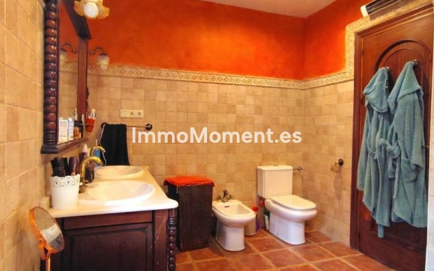 Revente - Villa - Marbella - Río Real