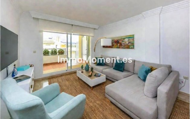 Resale - Apartment - Marbella - Las Brisas