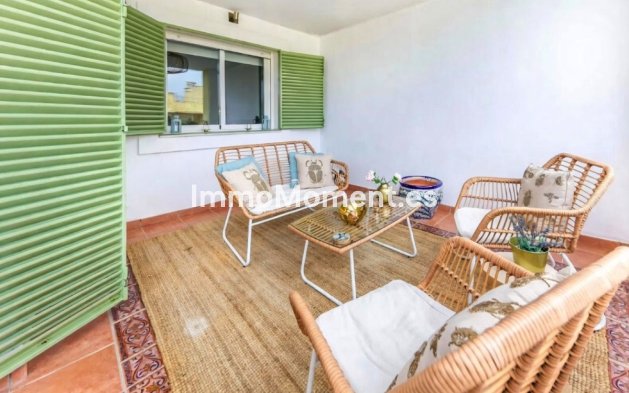 Resale - Apartment - Marbella - Las Brisas