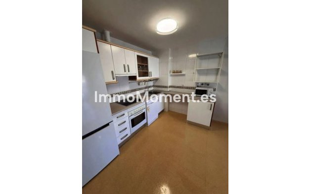 Wiederverkauf - Wohnung - Manilva - San Luis de Sabinillas