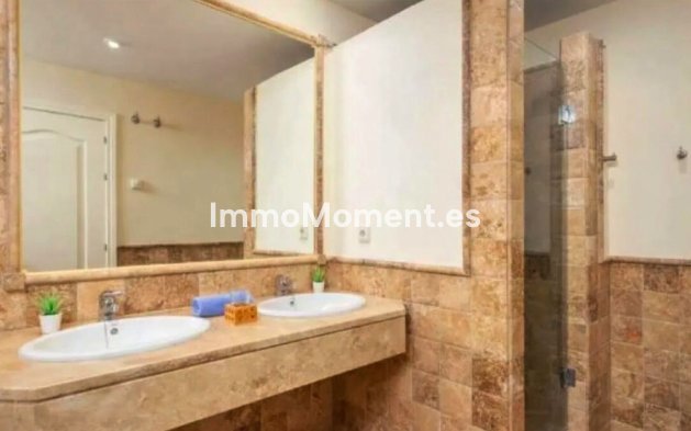 Revente - Appartement - Estepona  - Atalaya