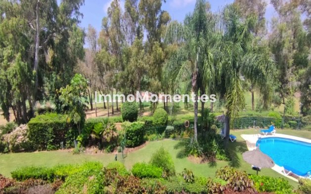 Revente - Appartement - Estepona  - Atalaya